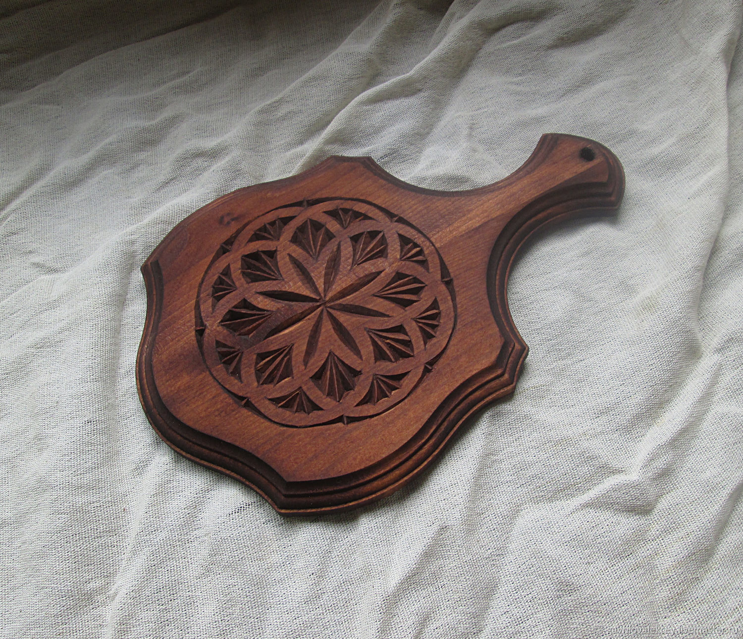 Доска разделочная из дерева на выбор